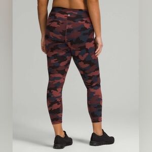 Lululemon Wunder Train High-Rise Tight 25" Heritage 365 Camo Smoky Red Night 20